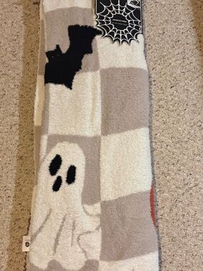 BNWT 2026 Martha Stewart Halloween Throw Blanket